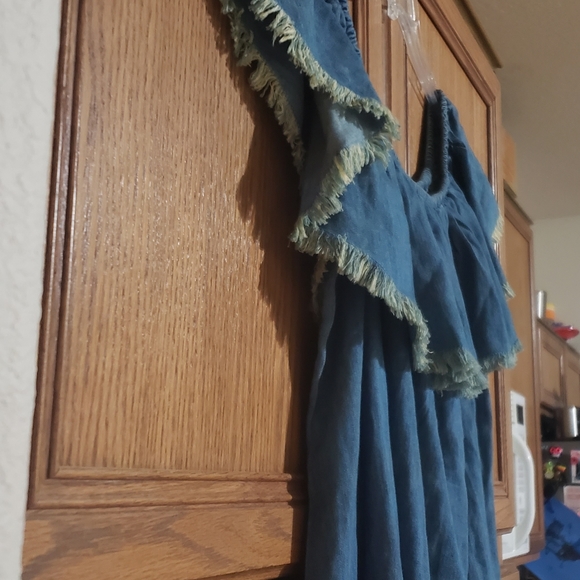 Mossimo m country chic super soft denim ruffle flounce neckline eyelash hems - Picture 5 of 9